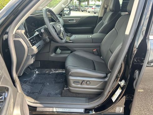 Used 2025 INFINITI QX80 Luxe w/ Cargo Package AWD/4WD image 9