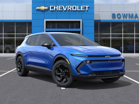 New 2026 Chevrolet Equinox EV LT image 7