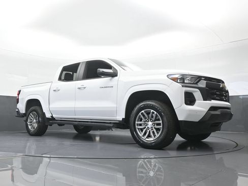Used 2023 Chevrolet Colorado LT w/ LT Convenience Package RWD image 56