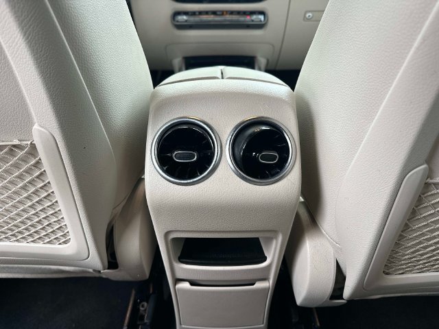 Used 2021 Mercedes-Benz GLA 250 4MATIC image 12