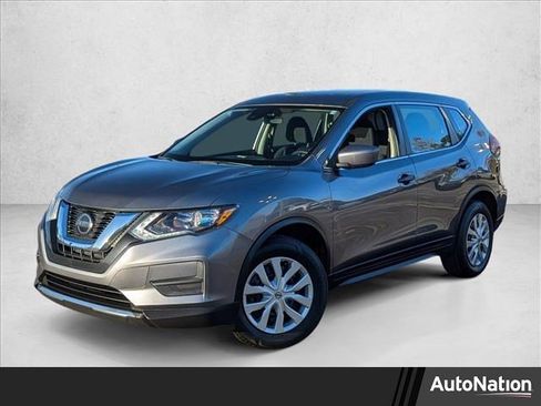 Used 2020 Nissan Rogue S image 1