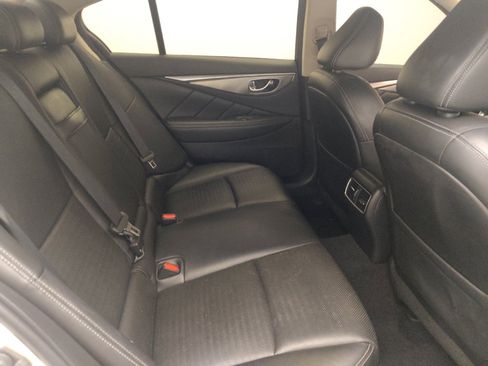 Used 2019 INFINITI Q50 Signature Edition w/ Cargo Package (L96) RWD image 19