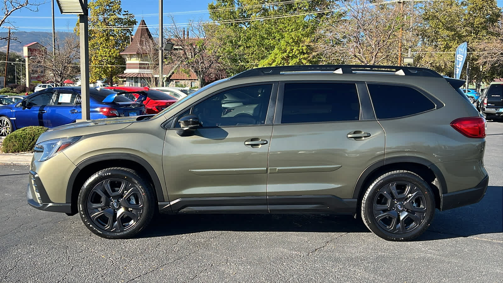 Used 2024 Subaru Ascent Onyx Edition AWD/4WD image 9