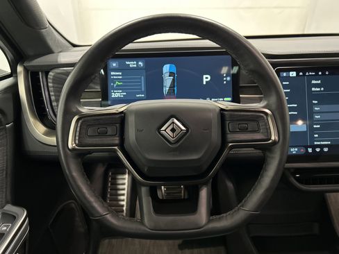 Used 2023 Rivian R1S Adventure AWD/4WD image 28