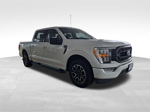 Used 2021 Ford F150 XLT w/ Equipment Group 302A High RWD image 6