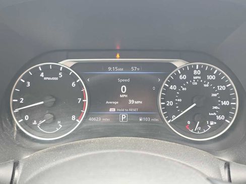 Used 2024 Nissan Sentra SV FWD image 14