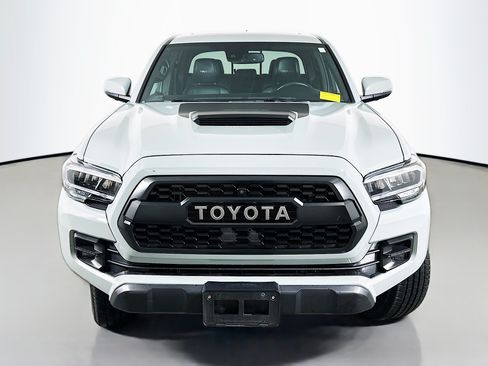 Used 2021 Toyota Tacoma TRD Pro AWD/4WD image 2