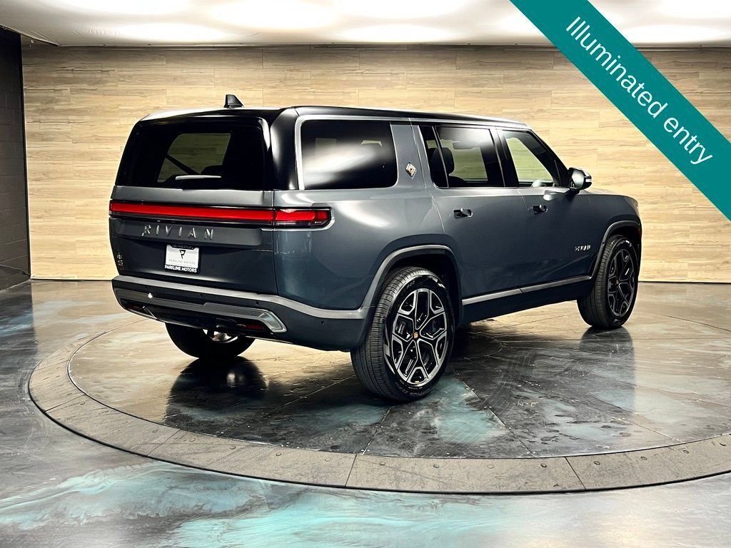Used 2023 Rivian R1S Adventure Dual AWD/4WD image 16