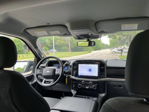 Used 2024 Ford F150 XLT w/ Mobile Office Package image 11