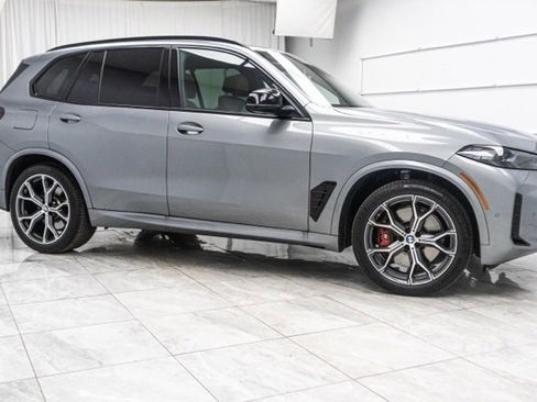 Used 2026 BMW X5 M60i image 2