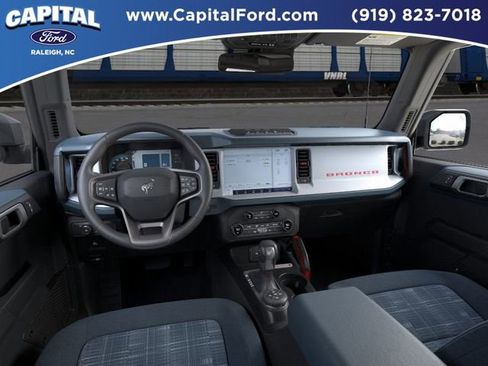 New 2025 Ford Bronco Heritage Edition image 9