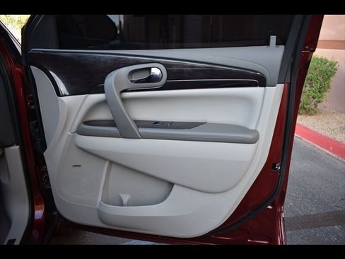 Used 2017 Buick Enclave Leather w/ Trailering Package image 38