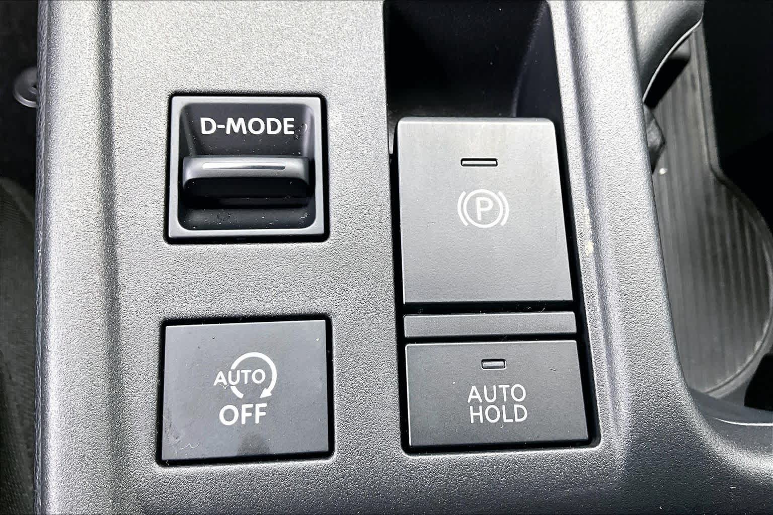Used 2026 Nissan Sentra SV w/ SV Convenience Package FWD image 34