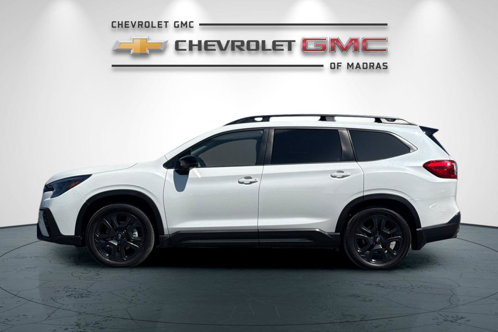 Used 2024 Subaru Ascent Onyx Edition AWD/4WD image 6