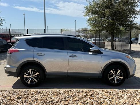 Used 2018 Toyota RAV4 XLE w/ Plus Extra Value Package image 7