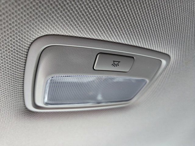 Used 2023 Hyundai Santa Fe SEL AWD/4WD image 32