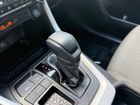 Used 2023 Toyota RAV4 XLE w/ Convenience Package FWD image 25