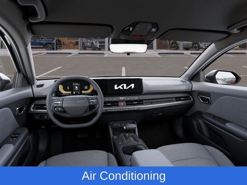 Used 2025 Kia K4 LXS image 15