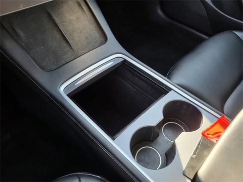 Used 2023 Tesla Model 3 Standard Range image 24