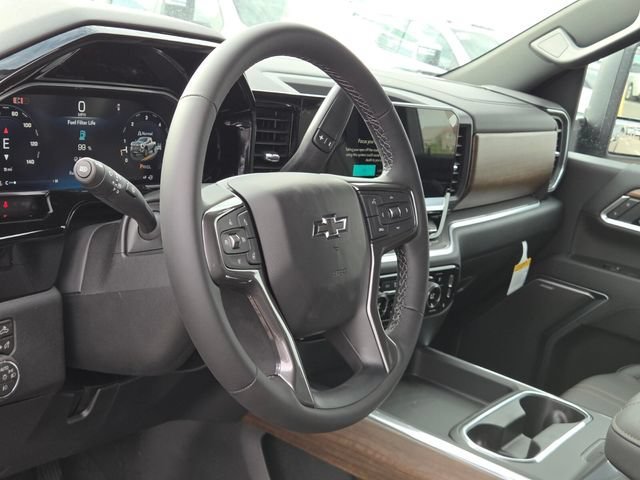 New 2026 Chevrolet Silverado 2500 High Country w/ Midnight Edition AWD/4WD image 10