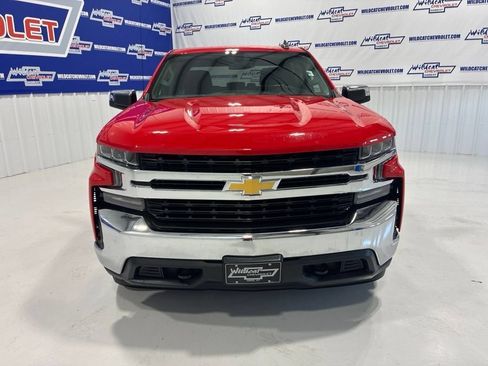 Used 2021 Chevrolet Silverado 1500 LT w/ Z71 Off-Road Package AWD/4WD image 11