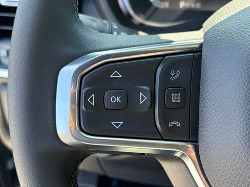 New 2026 RAM 3500 Laramie AWD/4WD image 17