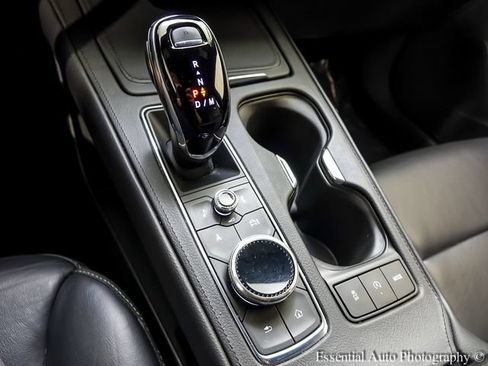 Used 2024 Cadillac XT4 Premium Luxury FWD image 17