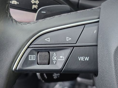 Used 2022 Audi Q5 2.0T Premium w/ Convenience Package image 23