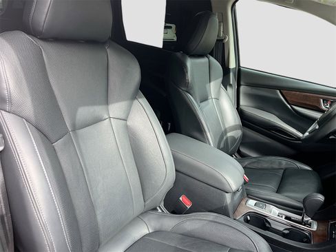 Used 2024 Subaru Ascent Touring image 31