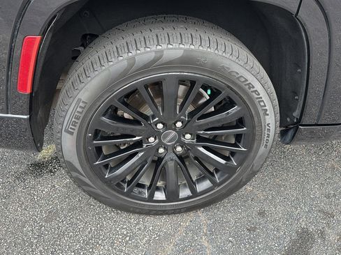 Used 2022 Jeep Grand Wagoneer Series III w/ Rear Seat Video Group 1 image 37