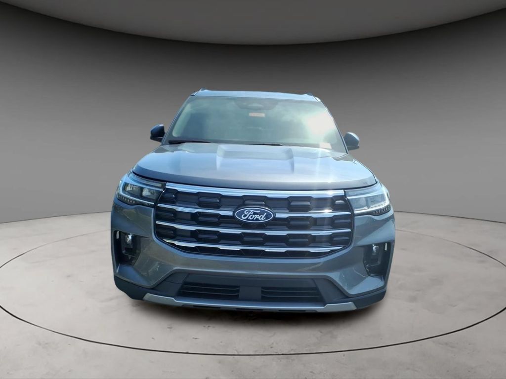 New 2027 Ford Explorer Active w/ Active Comfort Package AWD/4WD image 3