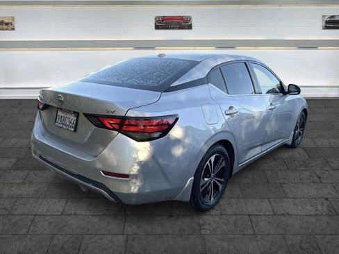 Used 2022 Nissan Sentra SV FWD image 6