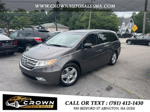 Used 2011 Honda Odyssey Touring Elite image 1