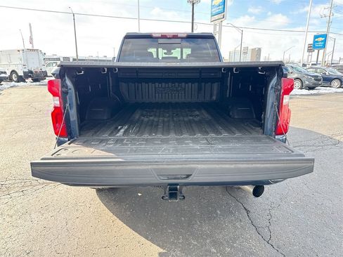 Used 2020 Chevrolet Silverado 3500 High Country w/ Z71 Off-Road Package image 24