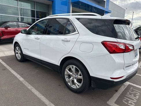 Used 2019 Chevrolet Equinox Premier w/ Premier True North Edition image 3
