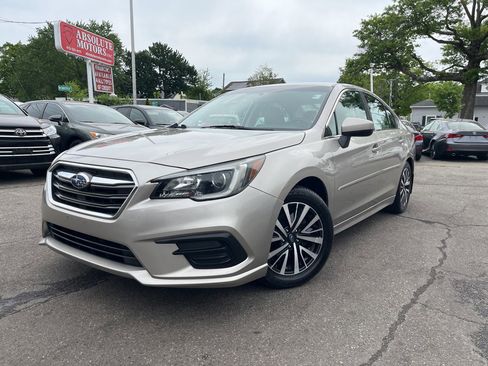 Used 2018 Subaru Legacy 2.5i Premium AWD/4WD image 1