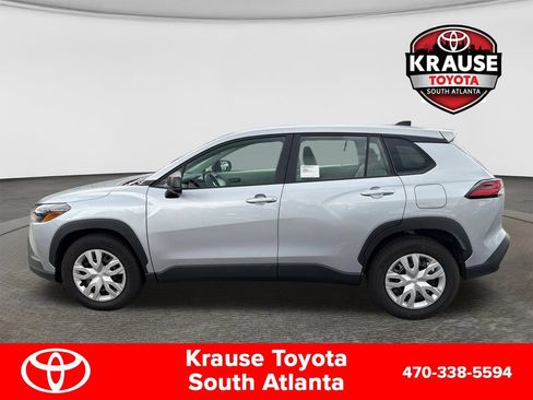 Used 2026 Toyota Corolla Cross L FWD image 9