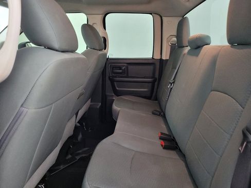 Used 2018 RAM 1500 Express w/ Black Ram 1500 Express Group AWD/4WD image 18