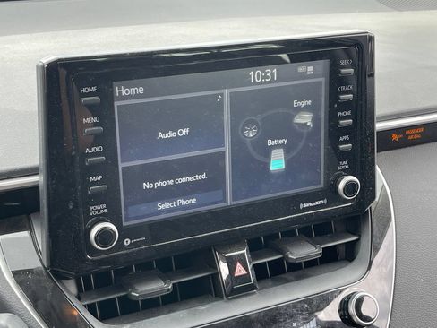 Used 2022 Toyota Corolla LE FWD image 10