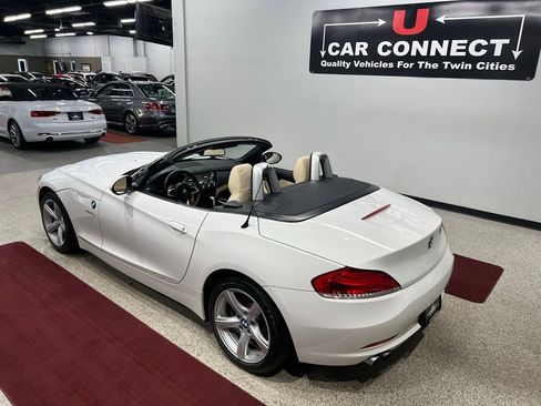 Used 2011 BMW Z4 sDrive30i image 24