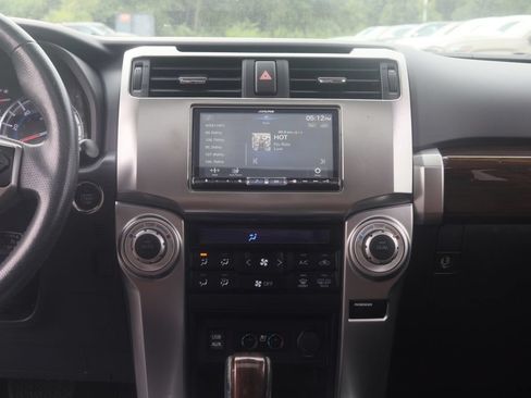 Used 2019 Toyota 4Runner Limited AWD/4WD image 26