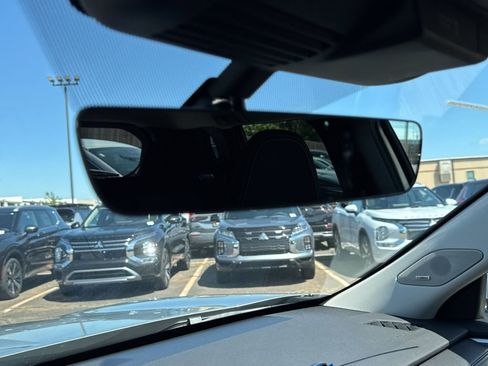 New 2026 Mitsubishi Outlander ES FWD image 22