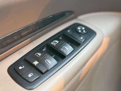 Used 2011 Dodge Durango Crew AWD/4WD image 39