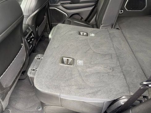 Used 2023 Jeep Grand Cherokee 4WD 4xe w/ Luxury Tech Group II image 23