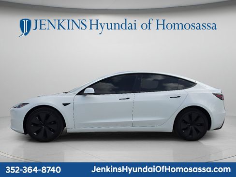 Used 2025 Tesla Model 3 RWD image 9
