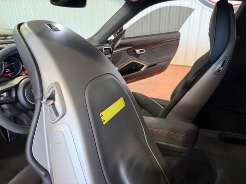Used 2018 Porsche 911 GT3 RWD image 23