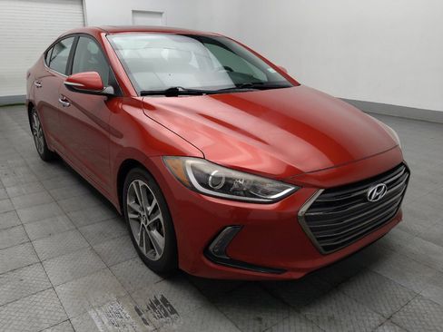 Used 2017 Hyundai Elantra Limited w/ Limited Tech Package 08 FWD image 13