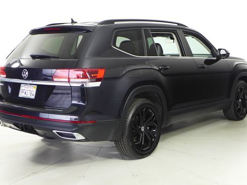 Used 2023 Volkswagen Atlas SE w/ Black Wheel Package FWD image 7