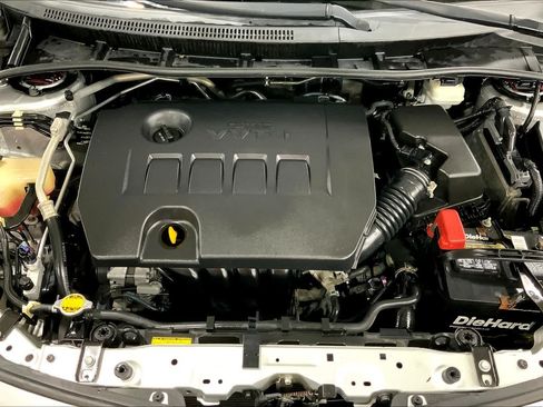 Used 2012 Toyota Corolla LE FWD image 29