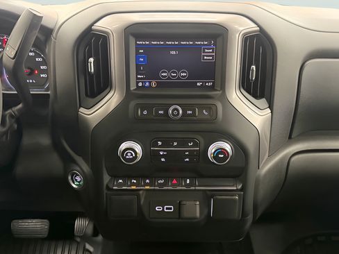 Used 2022 GMC Sierra 1500 Pro w/ 1SA Safety Plus Package AWD/4WD image 17
